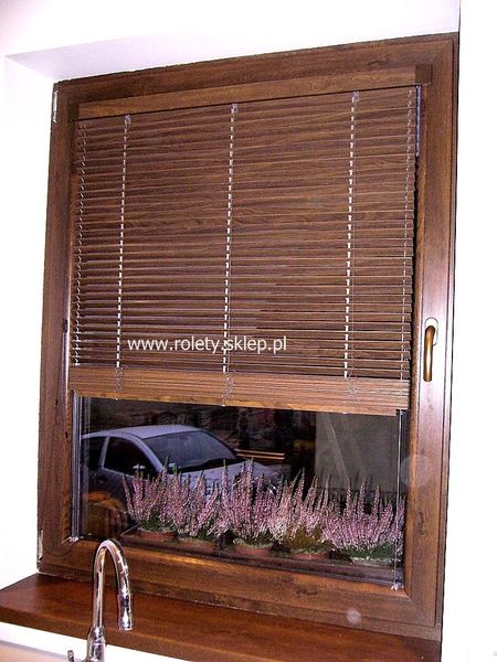 Isotra Drewniana 25mm montaż w świetle szyby 
