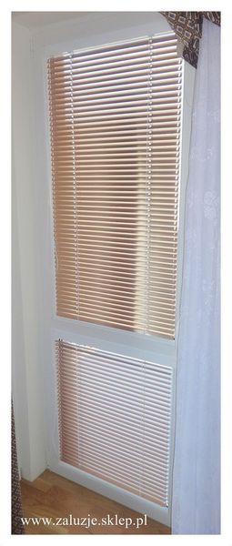 Żaluzje aluminiowe z montażem: Elegancja i ochrona dla Twoich okien w Katowicach. Doskonałe wykonanie i precyzyjny montaż dla satysfakcji każdego klienta.