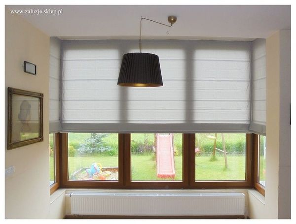 Rolety rzymskie do okien narożnych.