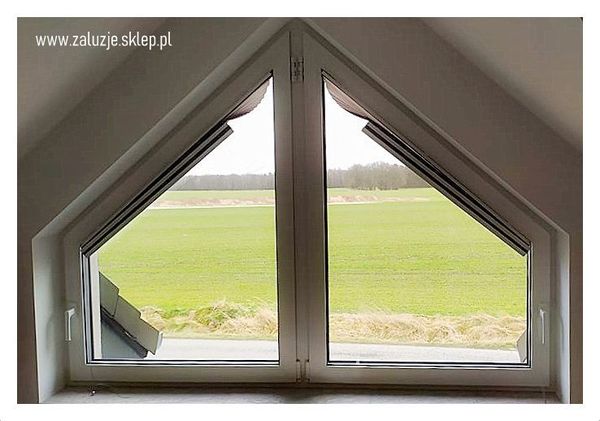 Plisa do okna trapezowego - funkcjonalność i dopasowanie do nietypowych kształtów. Skuteczne zasłonięcie i prywatność.