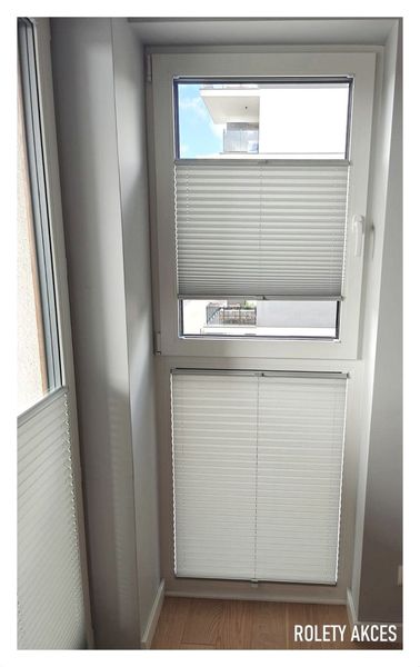 Regulacja światła od góry i od dołu – styl i wygoda.